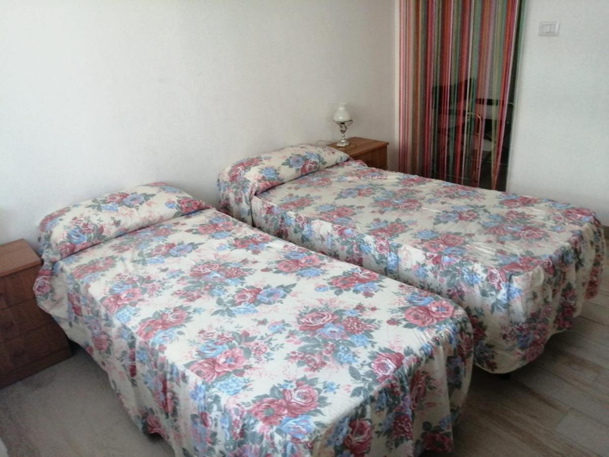 Recanati Taormina Beach Apartment Giardini Naxos Bagian luar foto